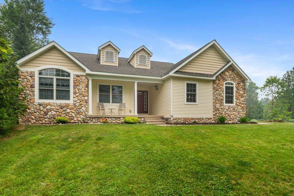 18701 Clipperview Road Charlevoix MI 49720-0000