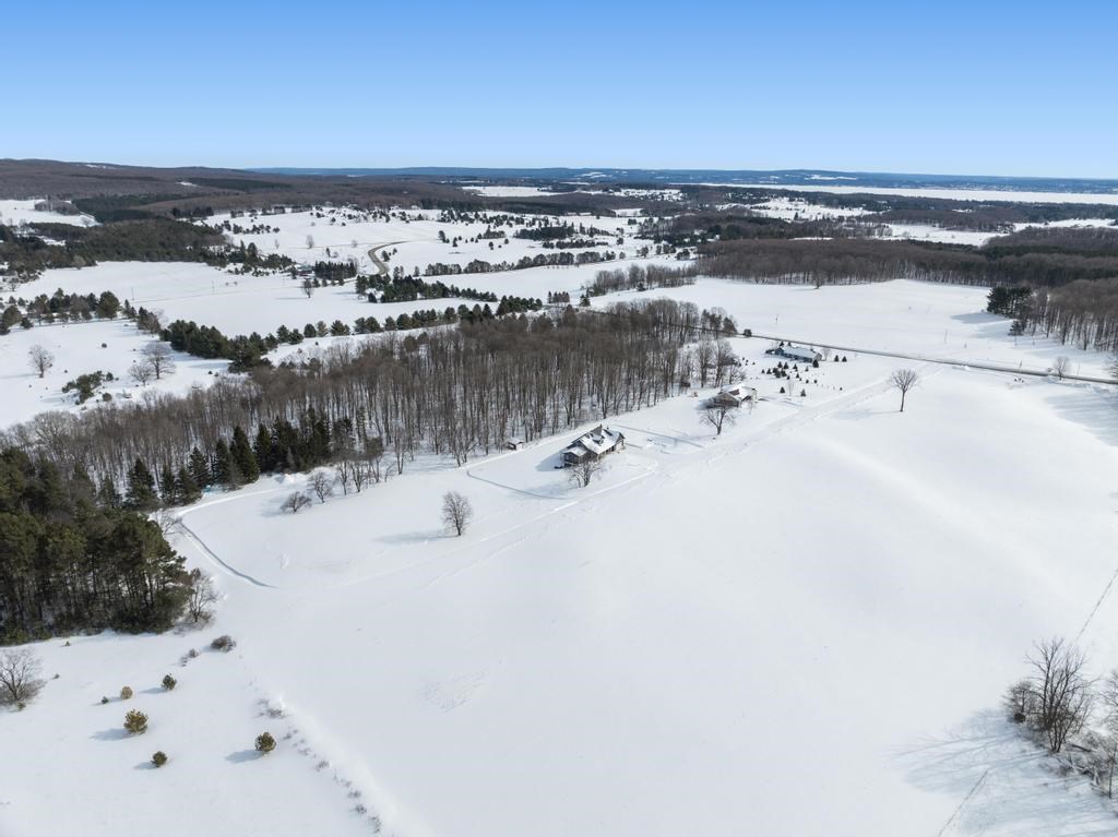 5349 Flyway Drive Harbor Springs MI 47409