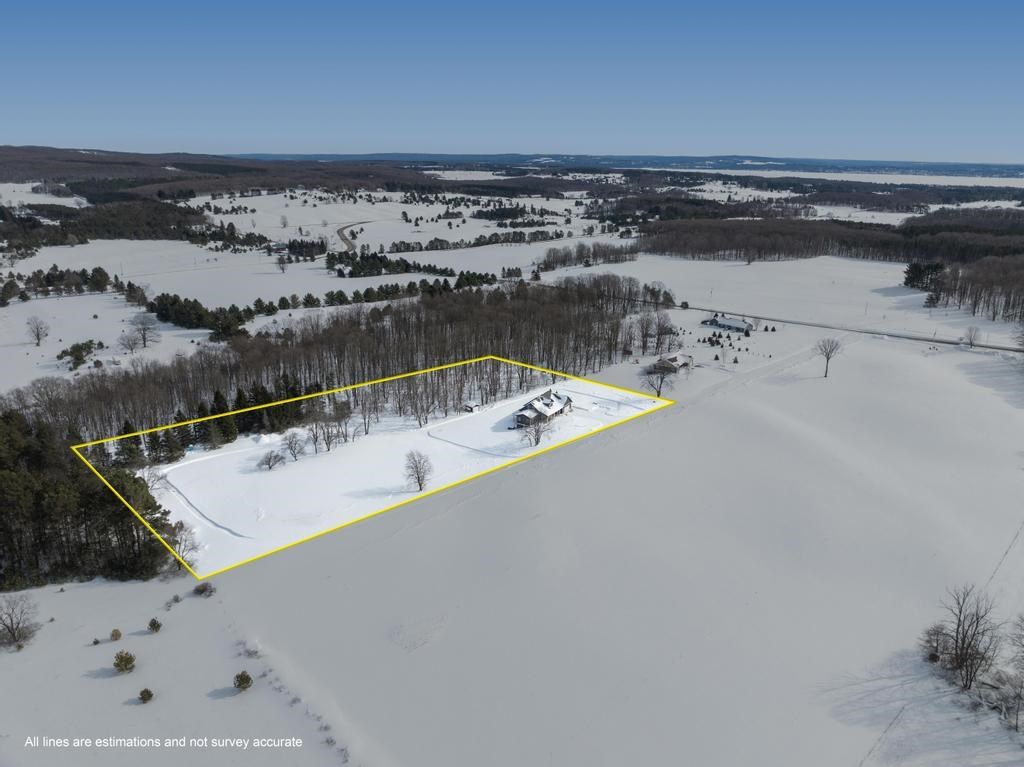 5349 Flyway Drive Harbor Springs MI 47409