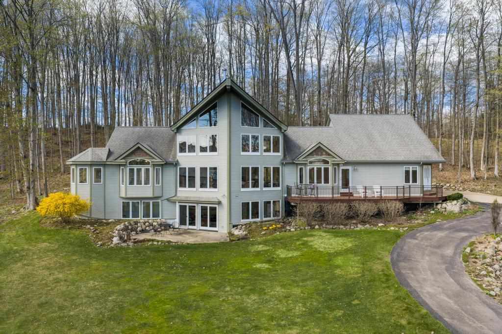 282 Blue Water Trail Boyne City MI 49712