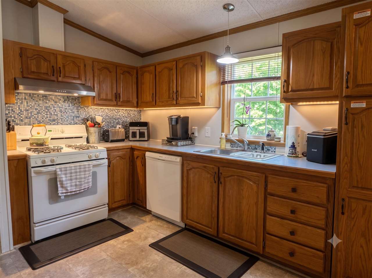 6229 E Brutus Road Alanson MI 49706