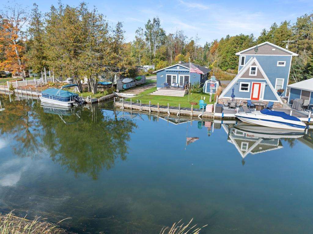 7311 Spruce Street Alanson MI 49706