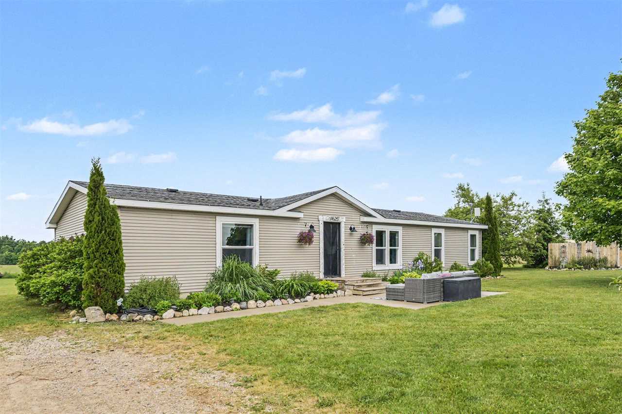 14625 Springwood Charlevoix MI 49720