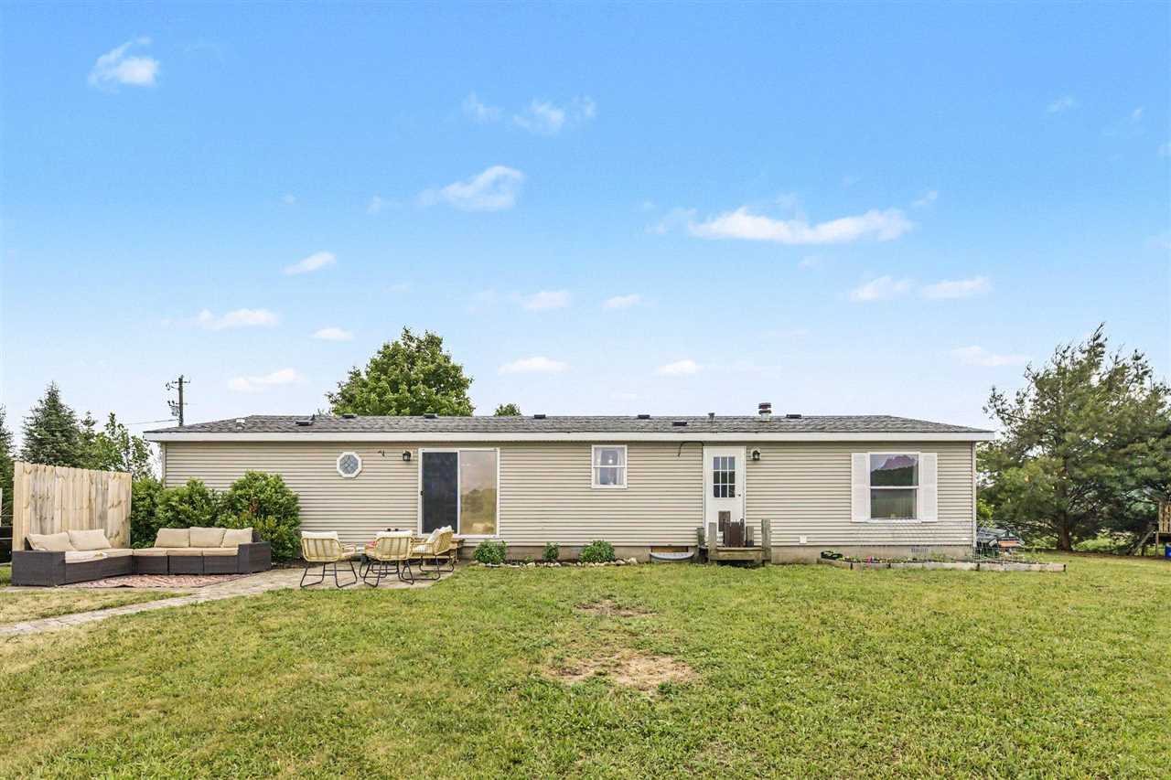 14625 Springwood Charlevoix MI 49720
