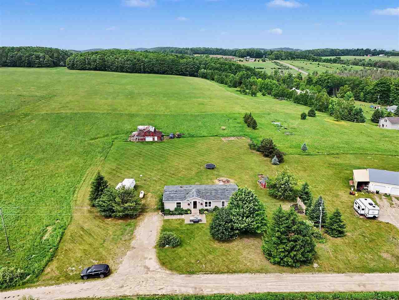 14625 Springwood Charlevoix MI 49720