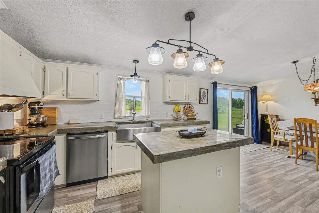 14625 Springwood Charlevoix MI 49720