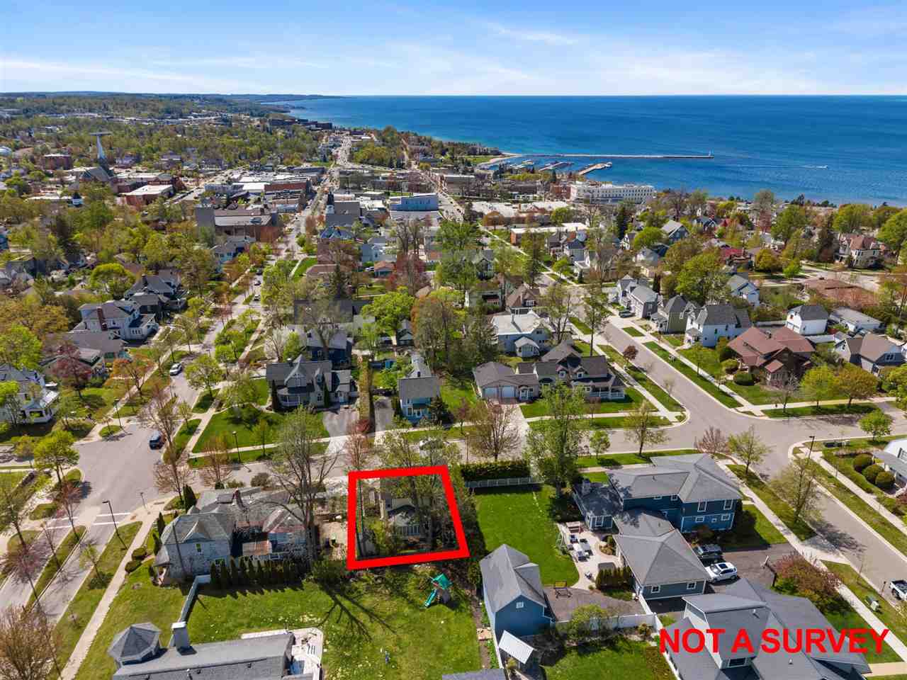 313 Summit Street Petoskey MI 49770
