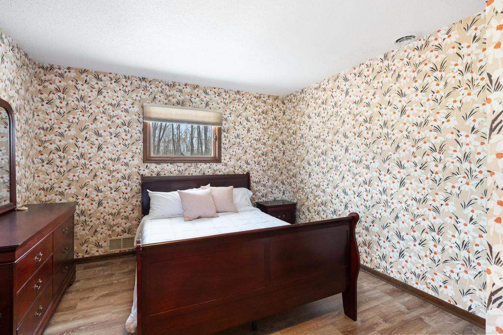 2364 Pinecrest Harbor Springs MI 49740