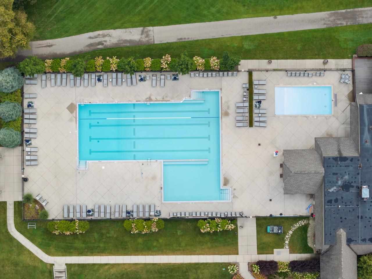 2364 Pinecrest Harbor Springs MI 49740