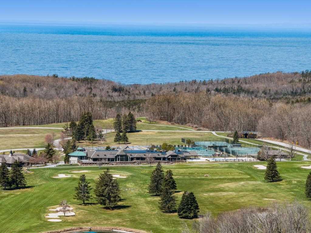 2364 Pinecrest Harbor Springs MI 49740