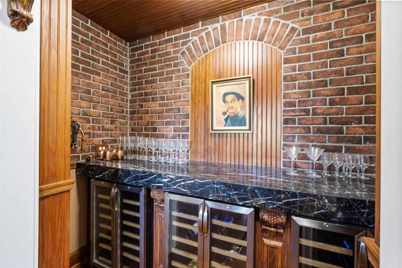 2286 Pinecrest Harbor Springs MI 49740