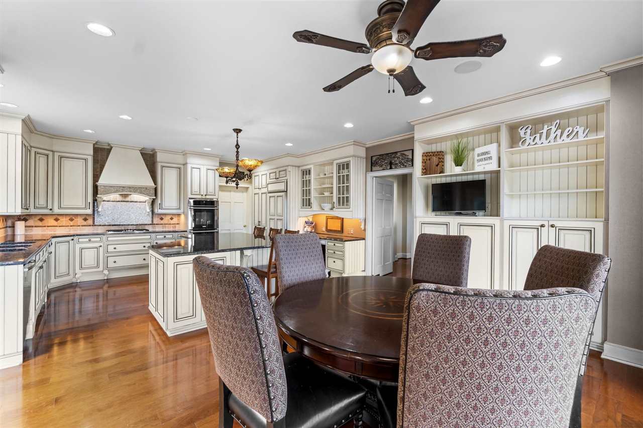 2286 Pinecrest Harbor Springs MI 49740