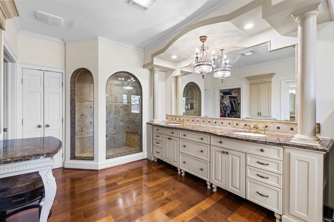 2286 Pinecrest Harbor Springs MI 49740