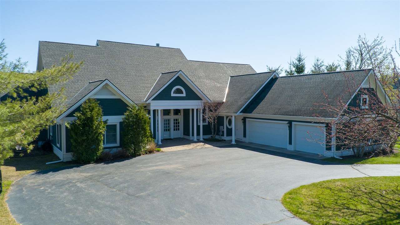 2286 Pinecrest Harbor Springs MI 49740