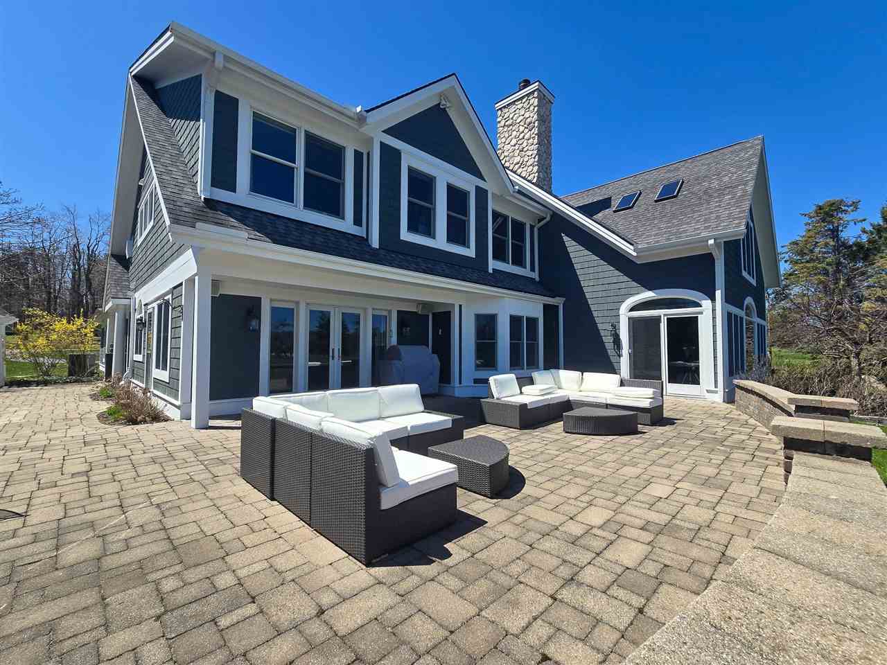 2286 Pinecrest Harbor Springs MI 49740