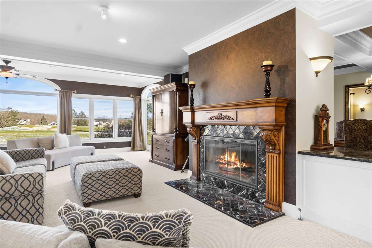 2286 Pinecrest Harbor Springs MI 49740