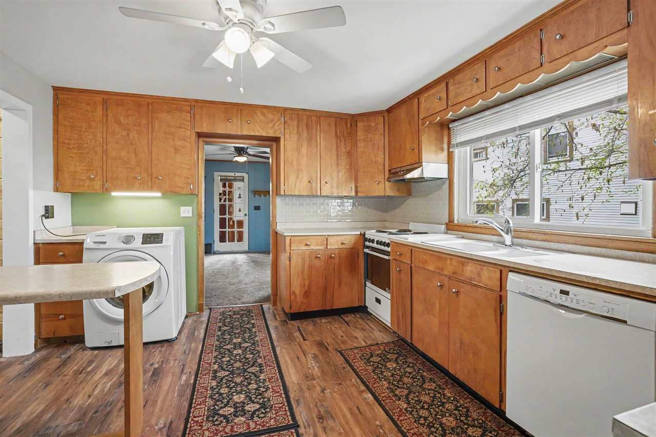 621 Grove Street Petoskey MI 49770