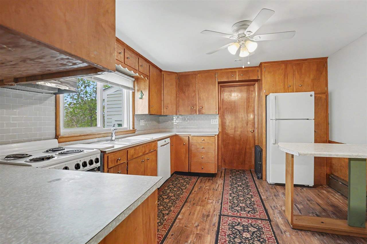 621 Grove Street Petoskey MI 49770