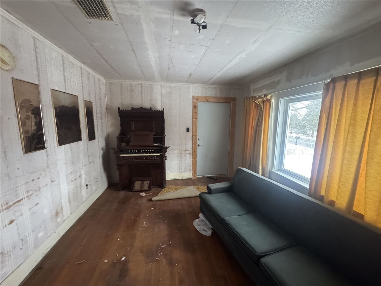 118 W Michigan Avenue Boyne City MI 49712