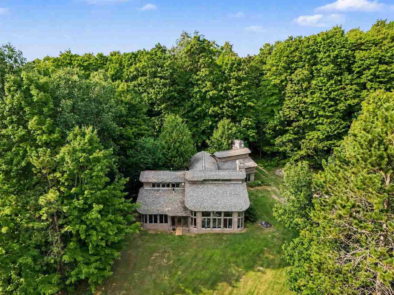 715 Sequanota East Jordan MI 49727