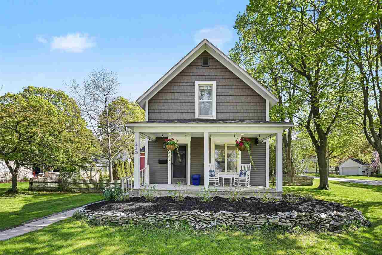 220 W Hurlbut Avenue Charlevoix MI 49720