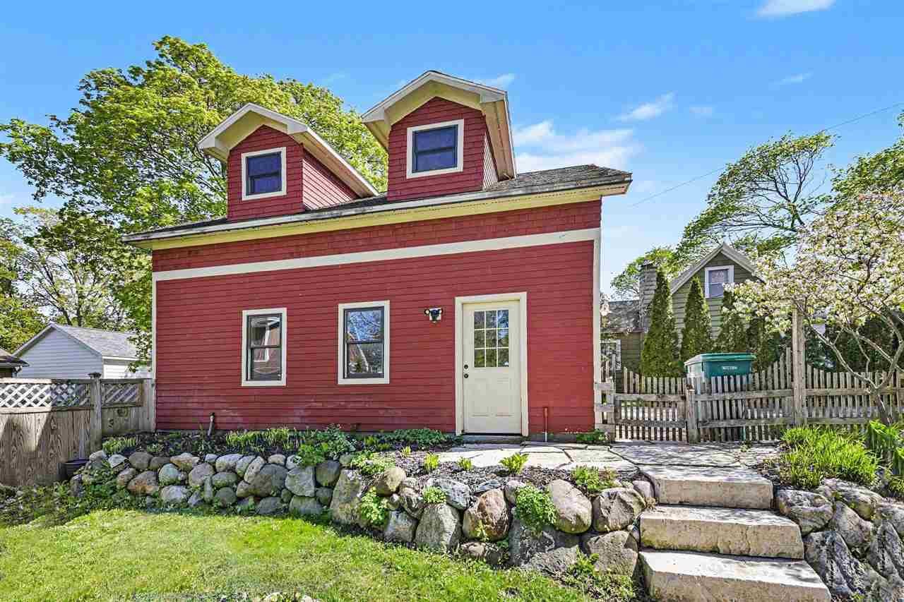 220 W Hurlbut Avenue Charlevoix MI 49720