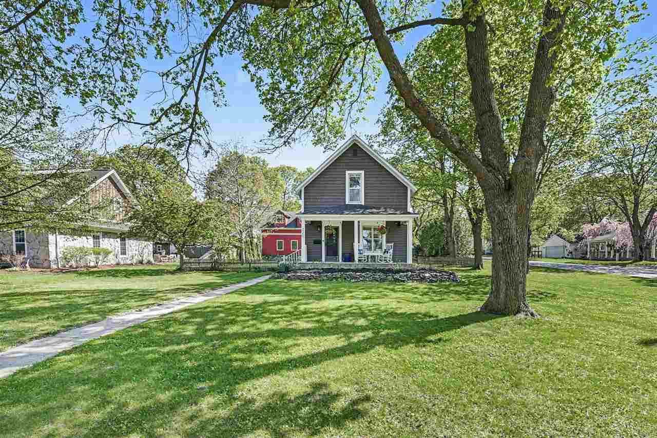 220 W Hurlbut Avenue Charlevoix MI 49720