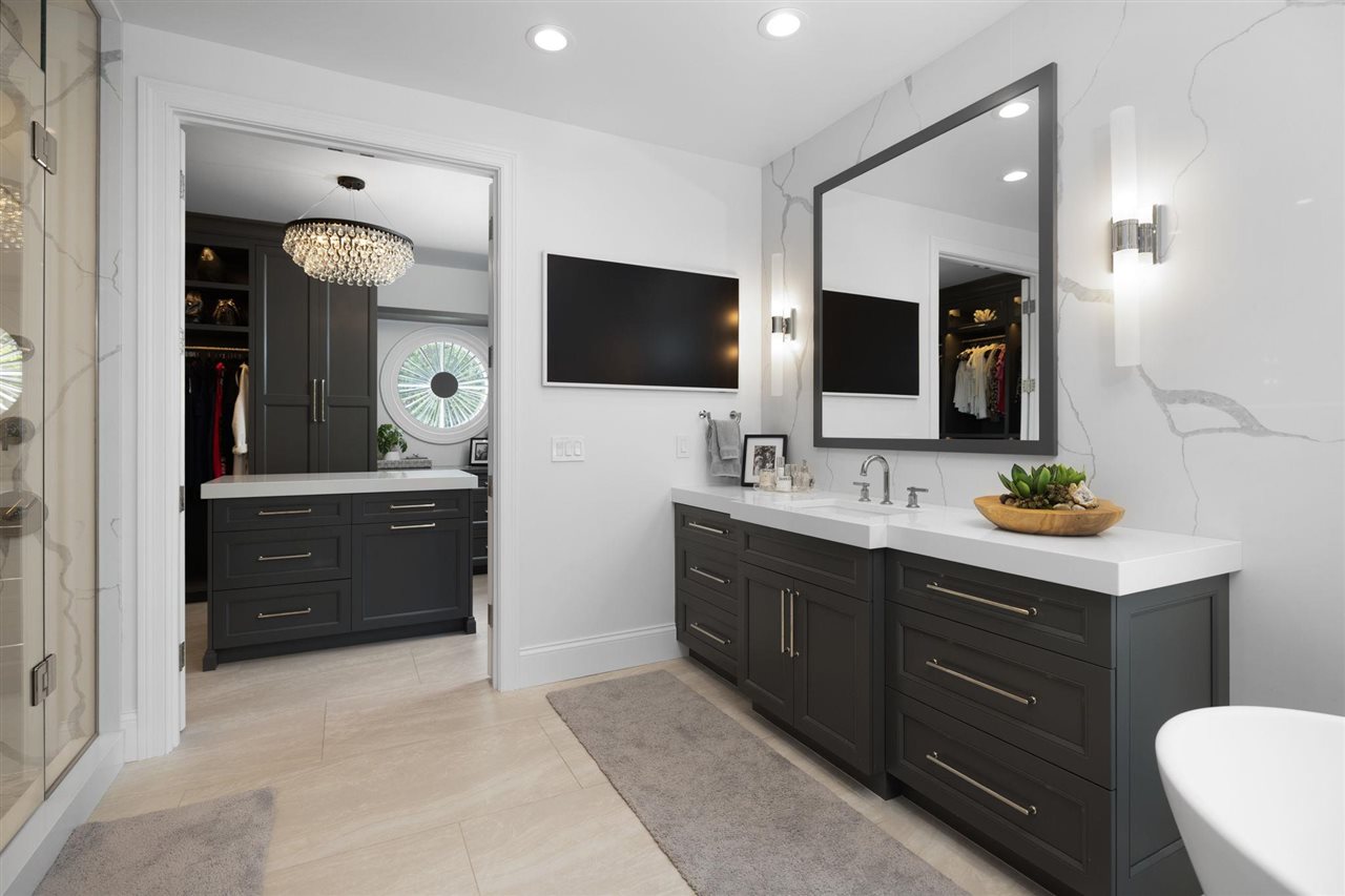 6194 Bay Ridge Drive Bay Harbor MI 49770
