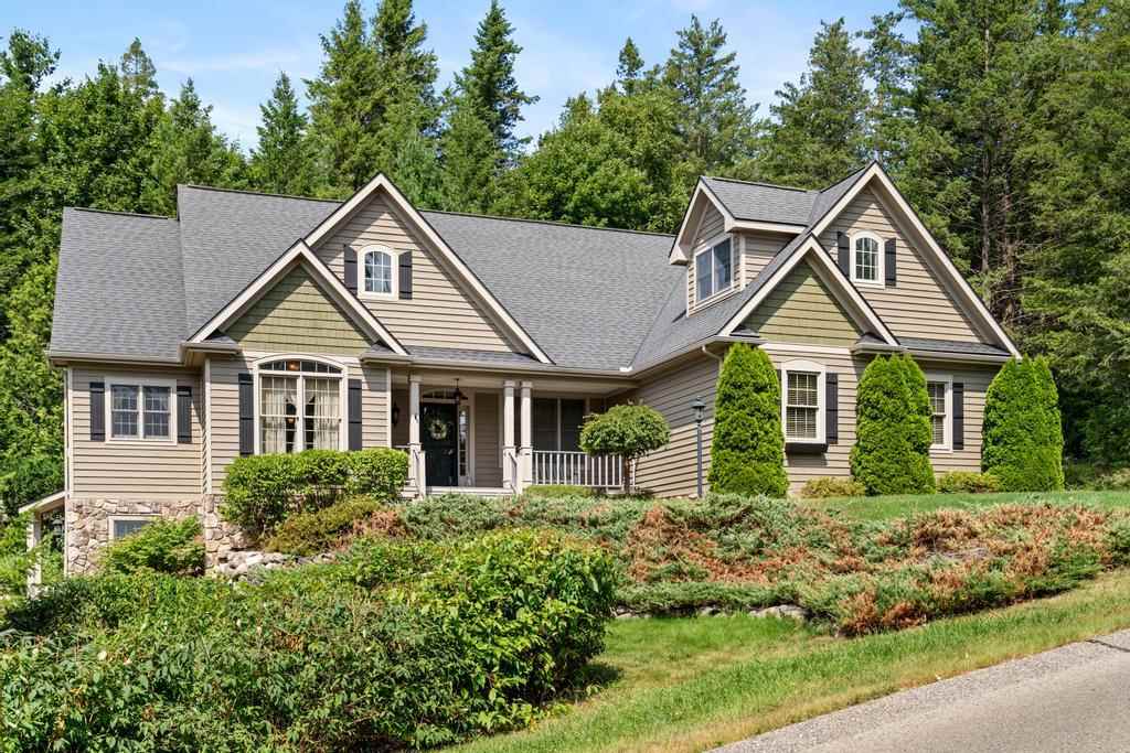 1051 Autumn Lane Petoskey MI 49770