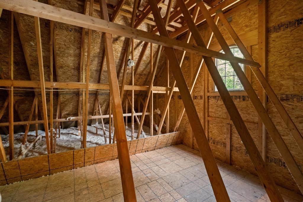 1051 Autumn Lane Petoskey MI 49770