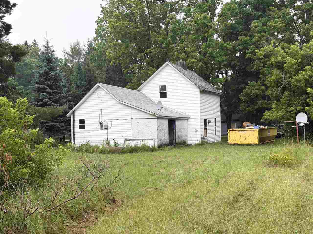 6262 W Edgar Street Pellston MI 49769