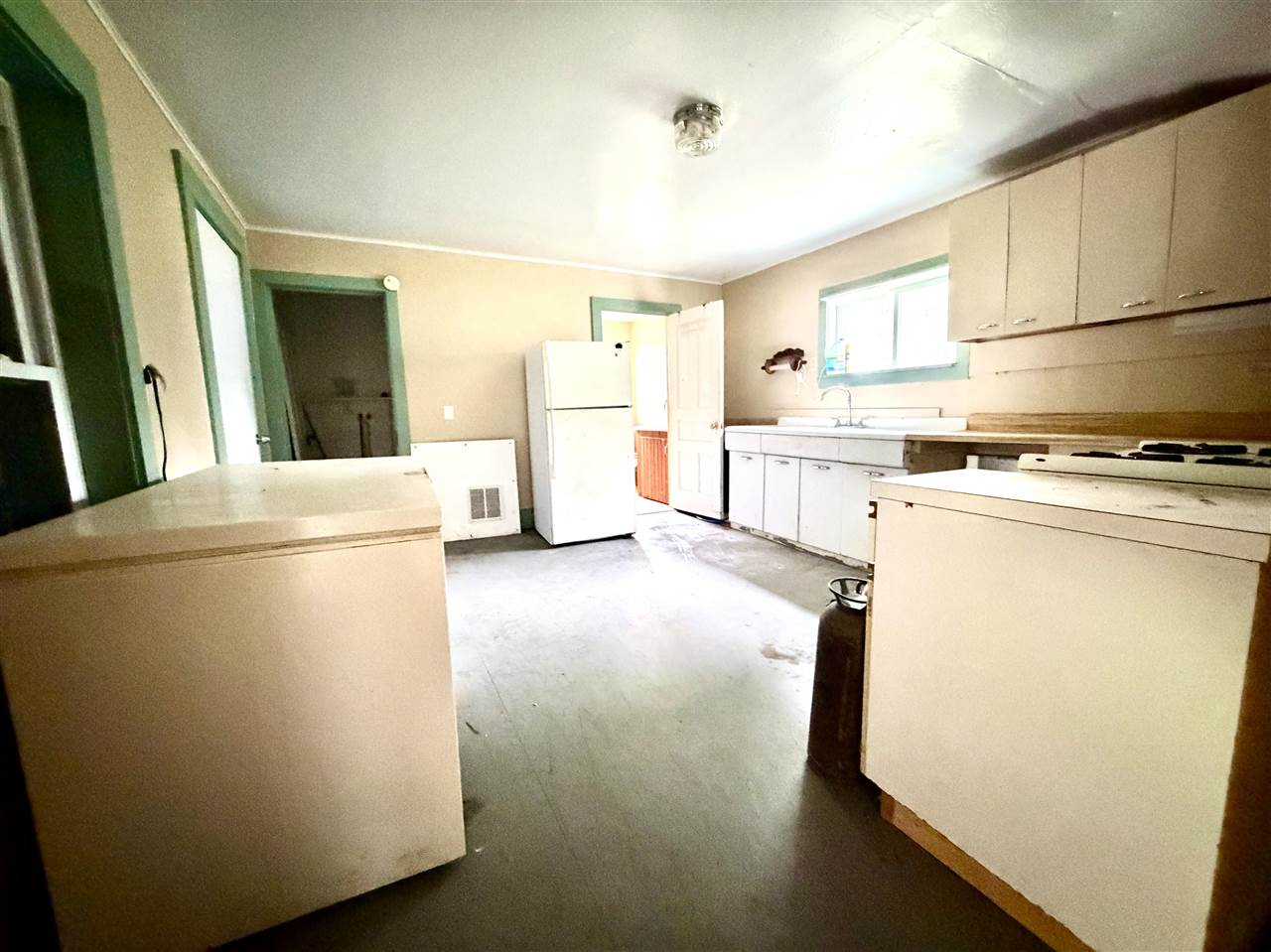 6262 W Edgar Street Pellston MI 49769