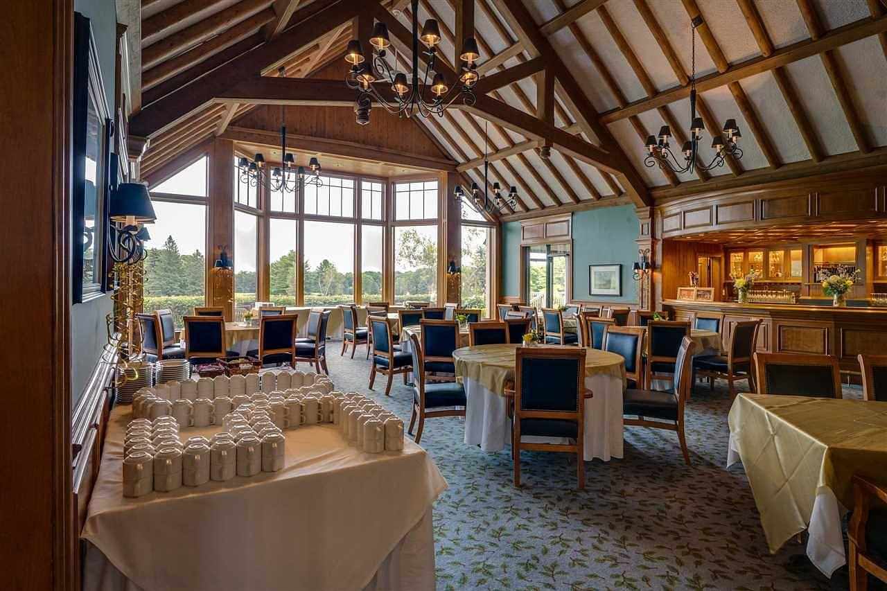 2857 Greenbriar Harbor Springs MI 49740