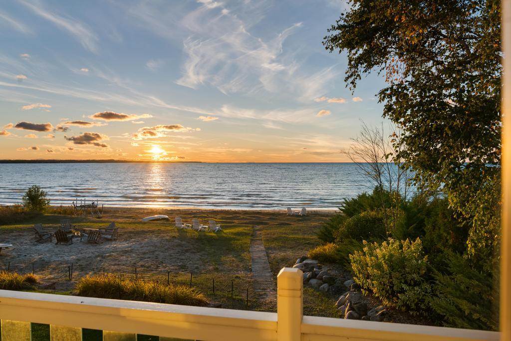 6709 E Wilderness Drive Mackinaw City MI 49701