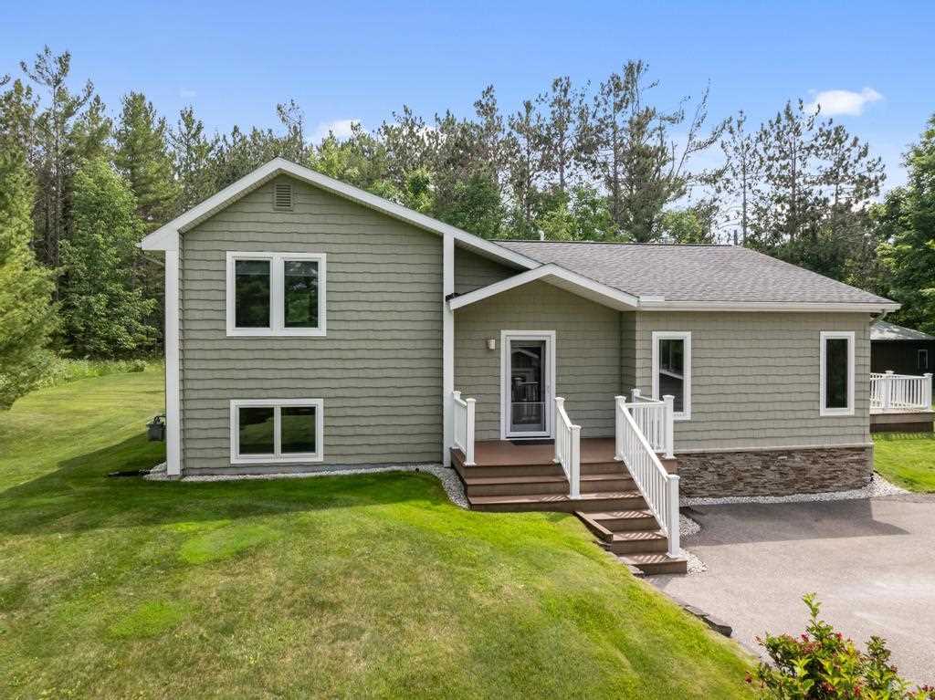 8715 Curtis Lane Petoskey MI 49770