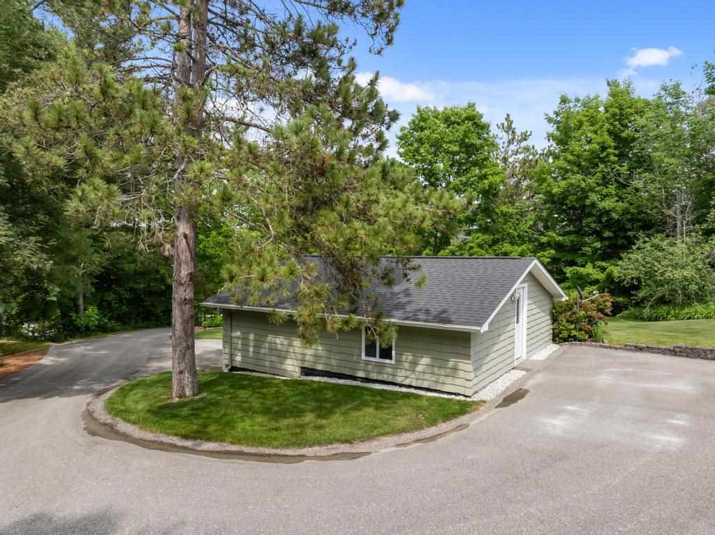 8715 Curtis Lane Petoskey MI 49770