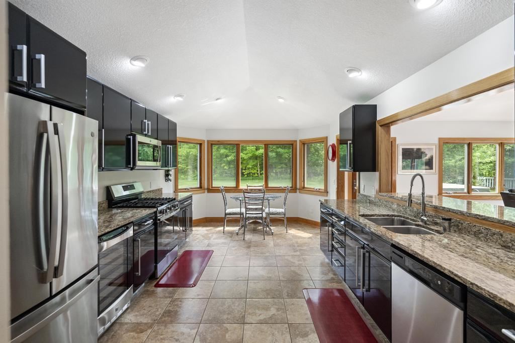 8715 Curtis Lane Petoskey MI 49770