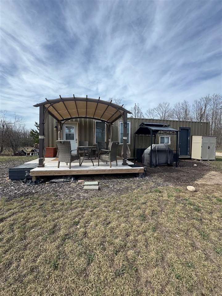 1722 Mcgregor Road Vanderbilt MI 49795
