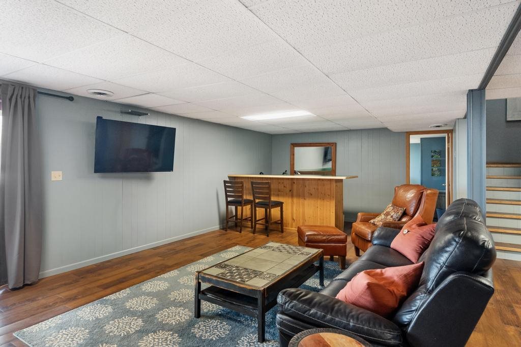 2353 Tor Lane Petoskey MI 49770