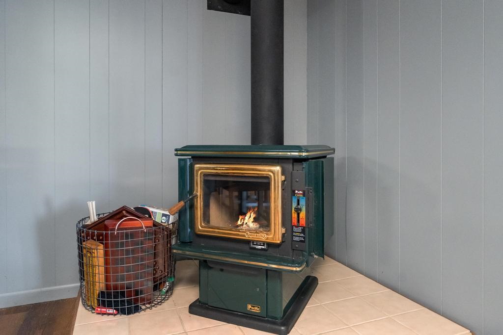 2353 Tor Lane Petoskey MI 49770