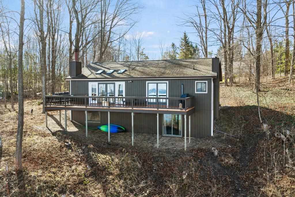 2353 Tor Lane Petoskey MI 49770
