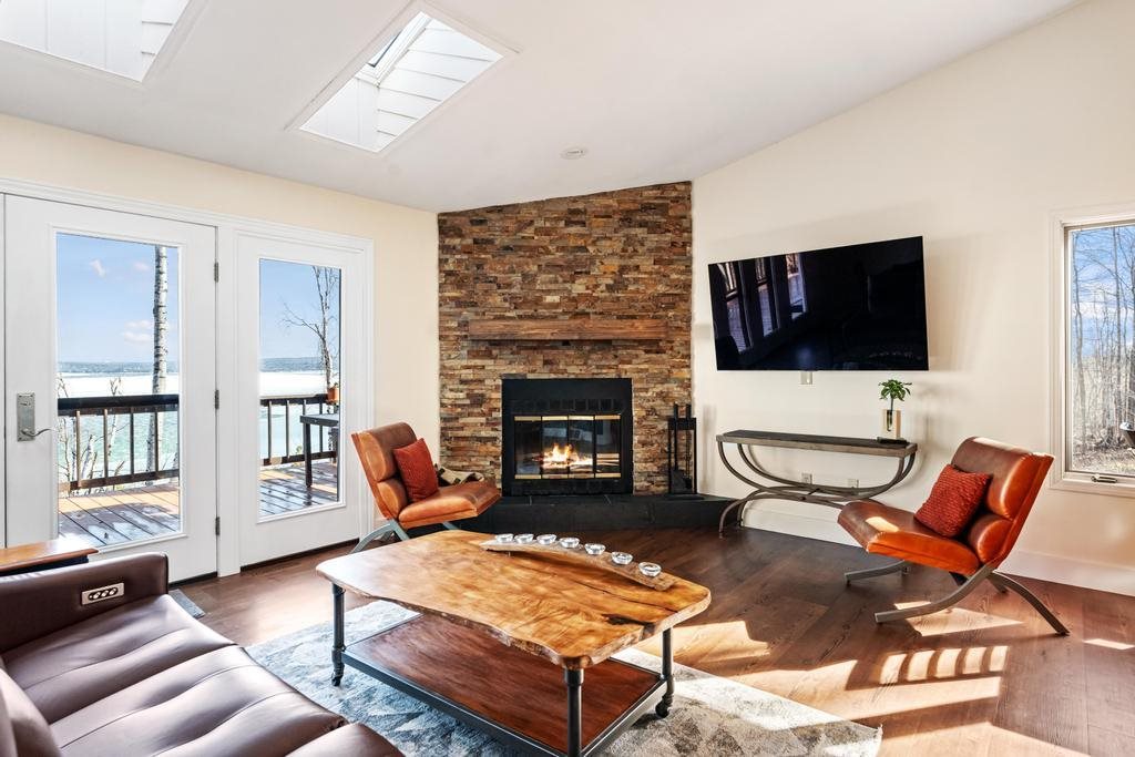 2353 Tor Lane Petoskey MI 49770