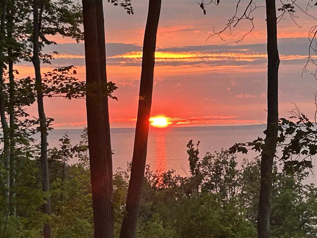 2353 Tor Lane Petoskey MI 49770