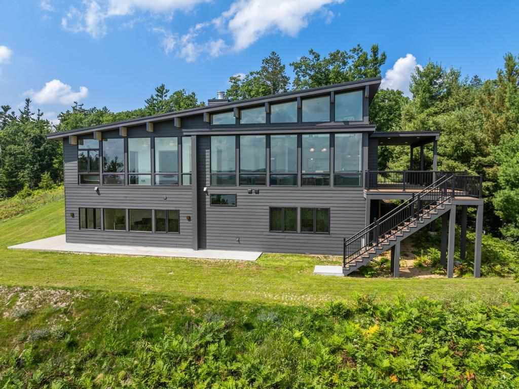 4564 Oak Bluff Walloon Lake MI 49796