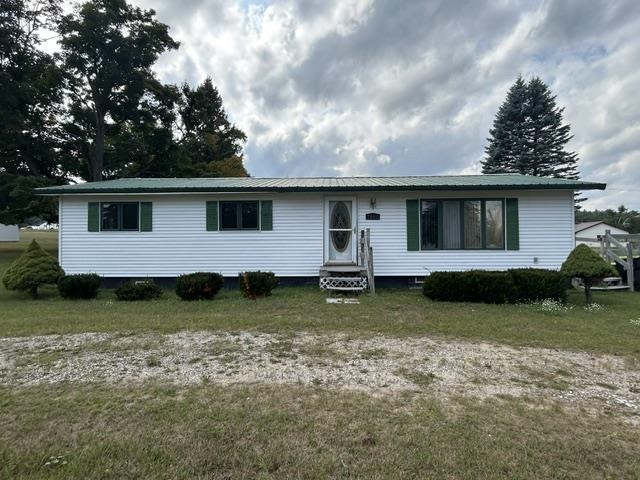 3802 Euclid Avenue Brutus MI 49716