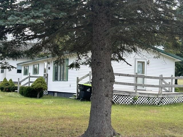 3802 Euclid Avenue Brutus MI 49716