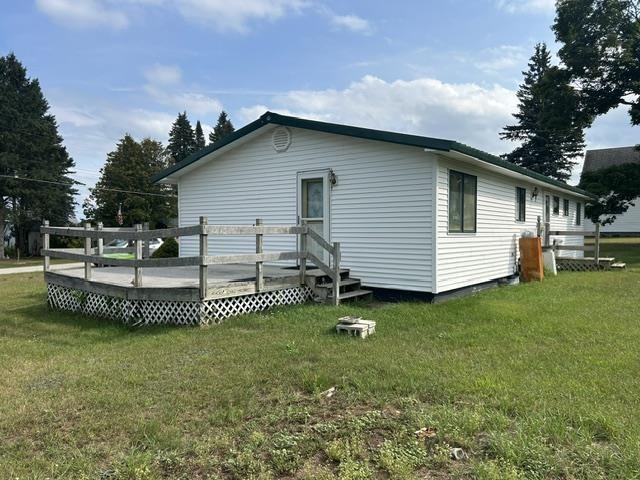 3802 Euclid Avenue Brutus MI 49716