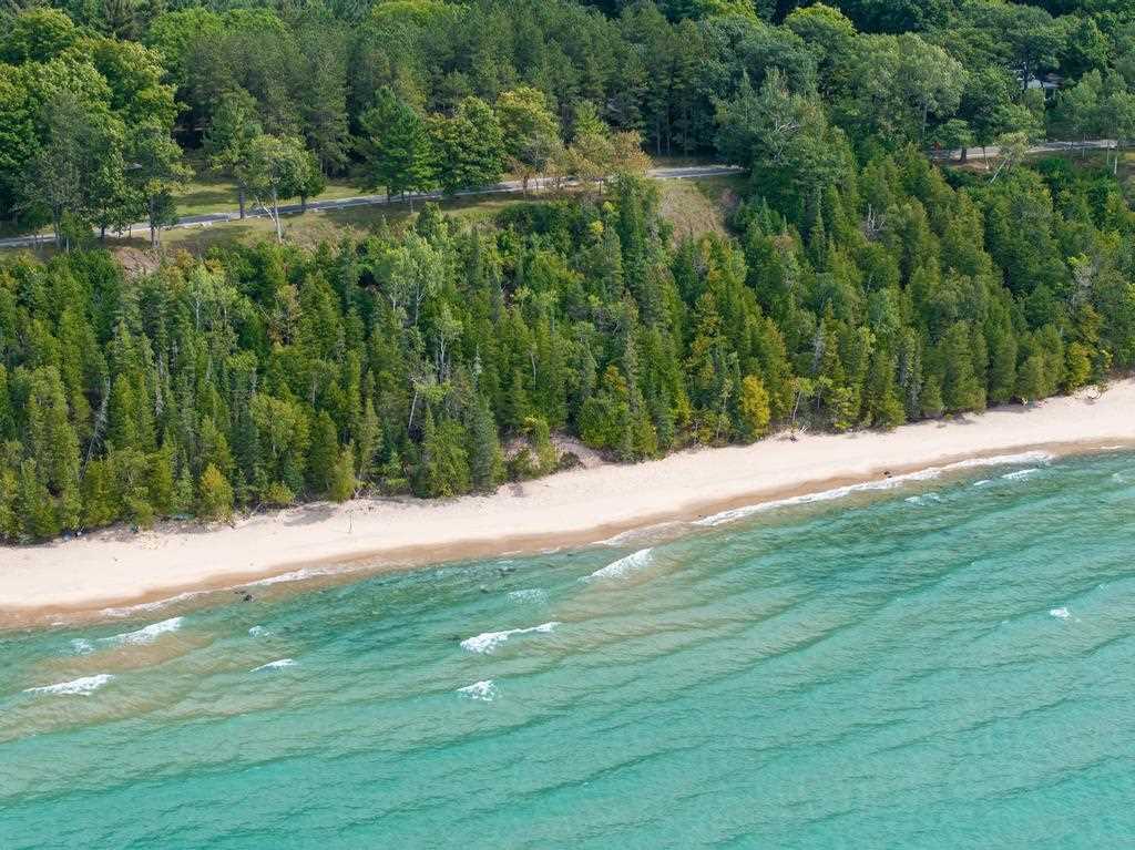 3930 Topside Drive Harbor Springs MI 49740