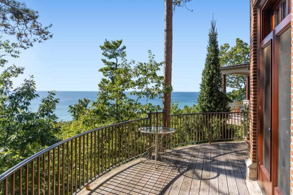 6028 Trillium Trail Harbor Springs MI 49740
