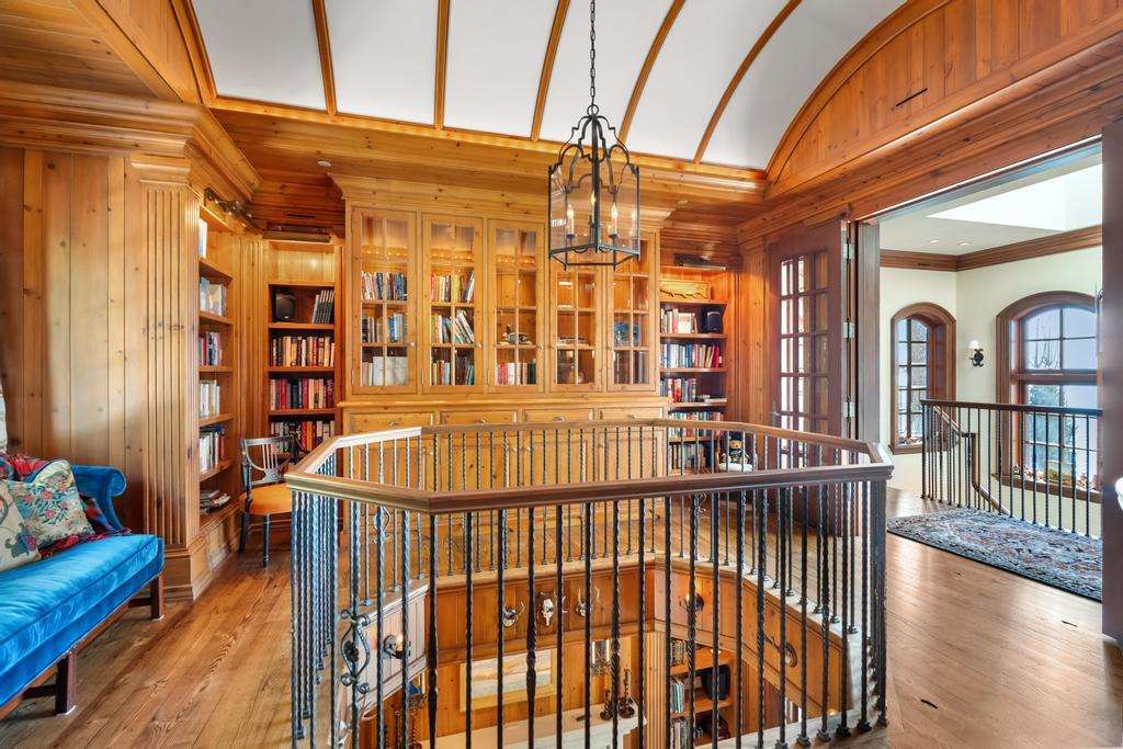 6028 Trillium Trail Harbor Springs MI 49740